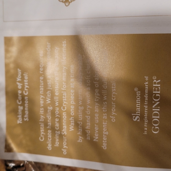 Hurricane Vase...perfect for your holiday table! Fill with ornaments, candles - Picture 9 of 10